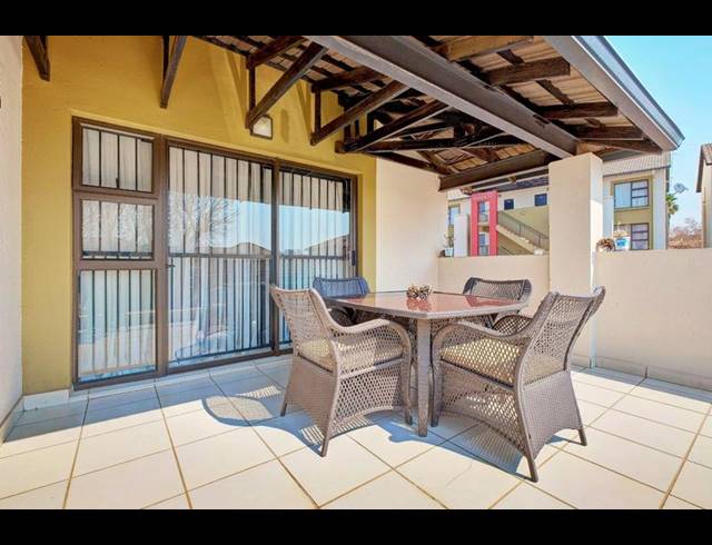 2 BEDROOM APARTMENT FOR SALE IN NOORDWYK